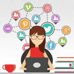 EL COMMUNITY MANAGER EN MARKETING DIGITAL - JAESTIC